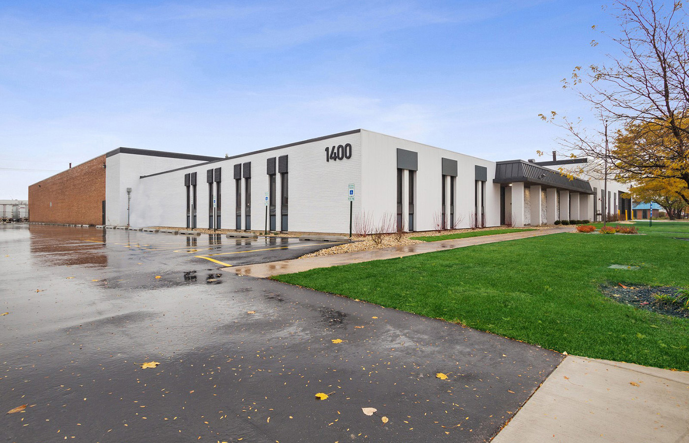 1400 greenleaf