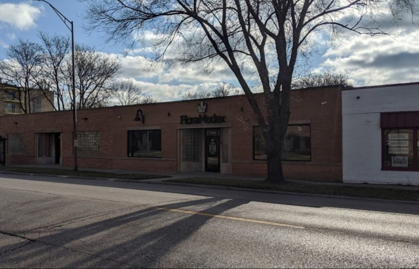7943 w grand elmwood park il