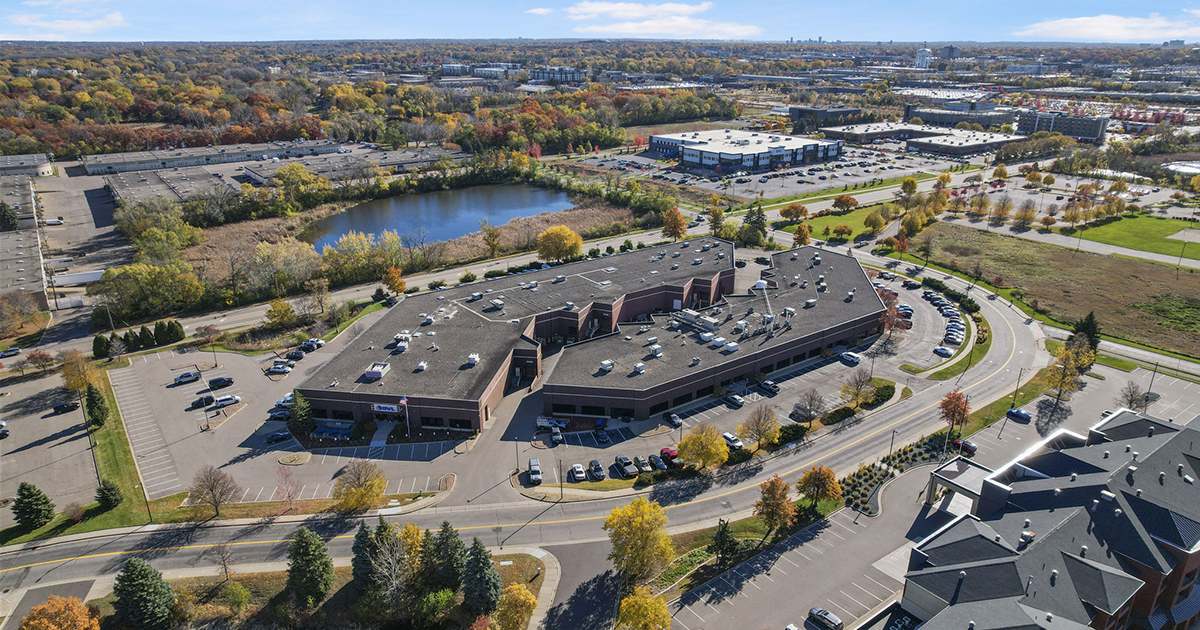 2890-2920 centre point dr roseville minnesota